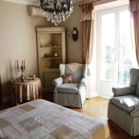 Sleeps 4 Air Con Wifi Cannes
