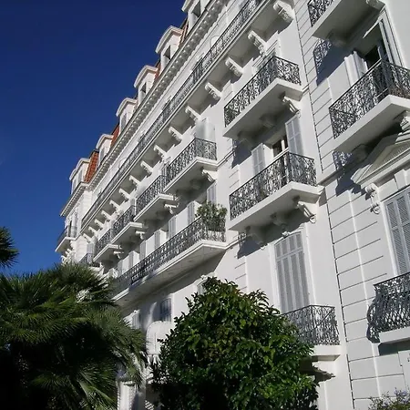 Sleeps 4 Air Con Wifi Apartment Cannes