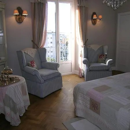 Apartment Sleeps 4 Air Con Wifi